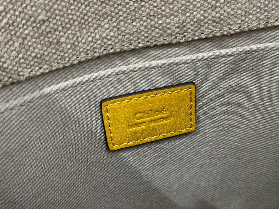 Chloe Woody Tote Small Size
