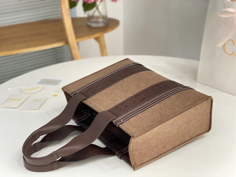 Chloe New Wool毡 Woody Bucket Bag