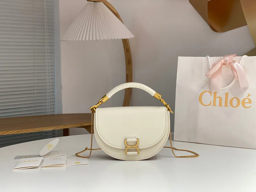 Chloe Marcie 23 Crescent Bag Elegant Chain Clasp Handbag