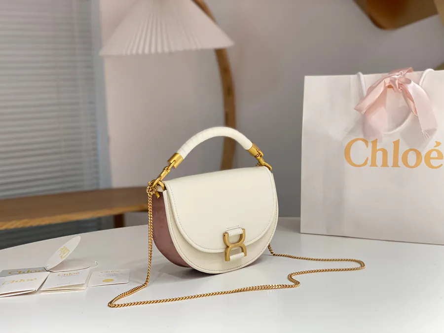Chloe Marcie 23 Crescent Bag Elegant Chain Clasp Handbag