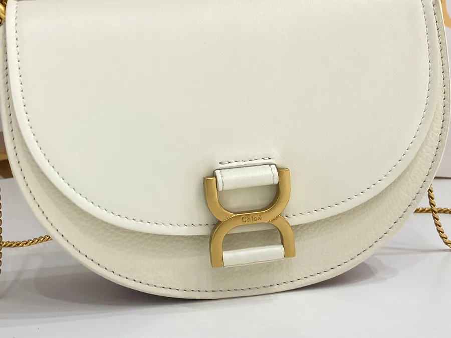 Chloe Marcie 23 Crescent Bag Elegant Chain Clasp Handbag