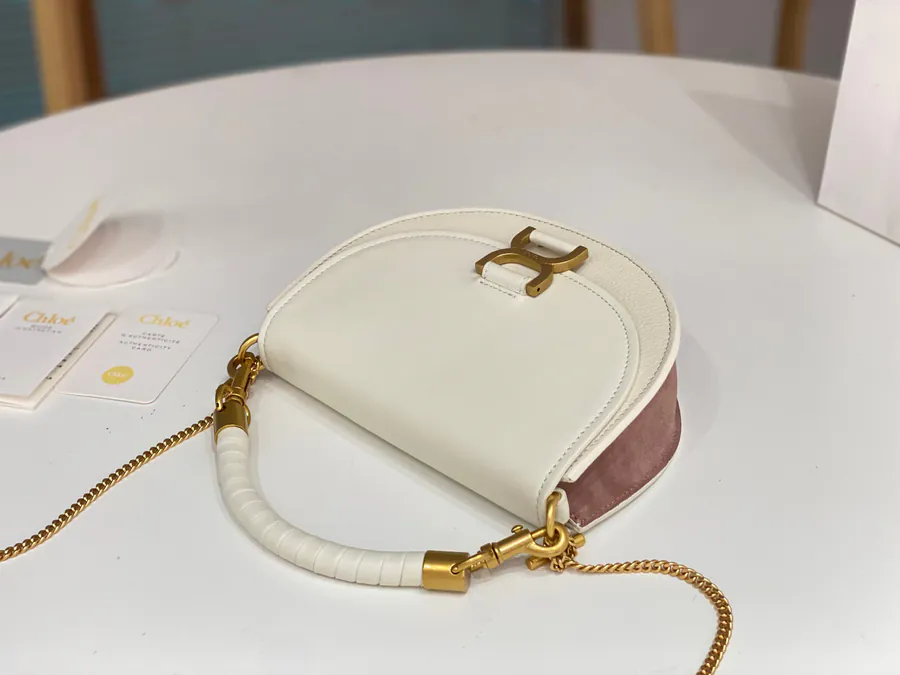 Chloe Marcie 23 Crescent Bag Elegant Chain Clasp Handbag
