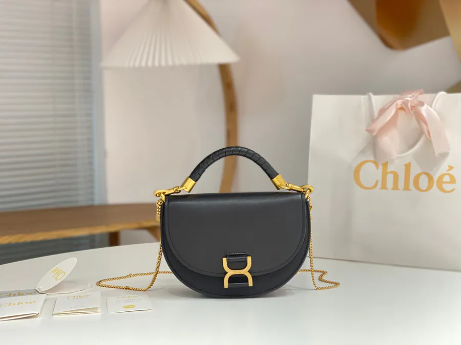 Chloe Marcie 23 Crescent Bag Elegant Chain Clutch