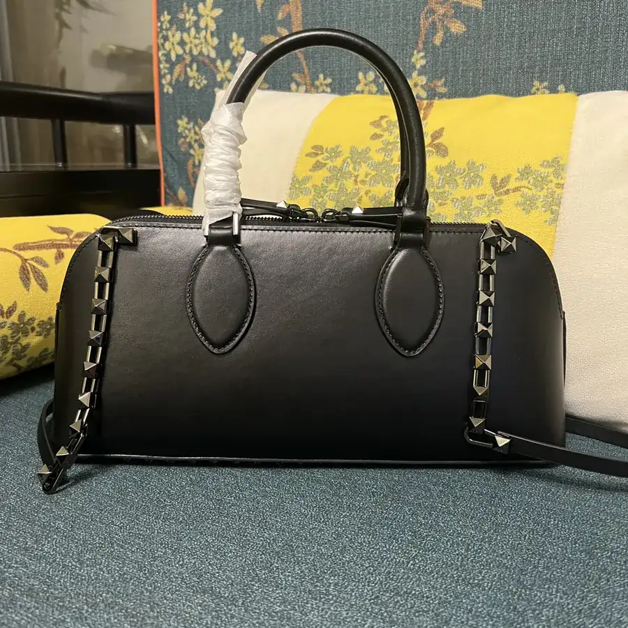 GARAVANI ROCKSTUD EW Bucket Bag in Grained Calfskin