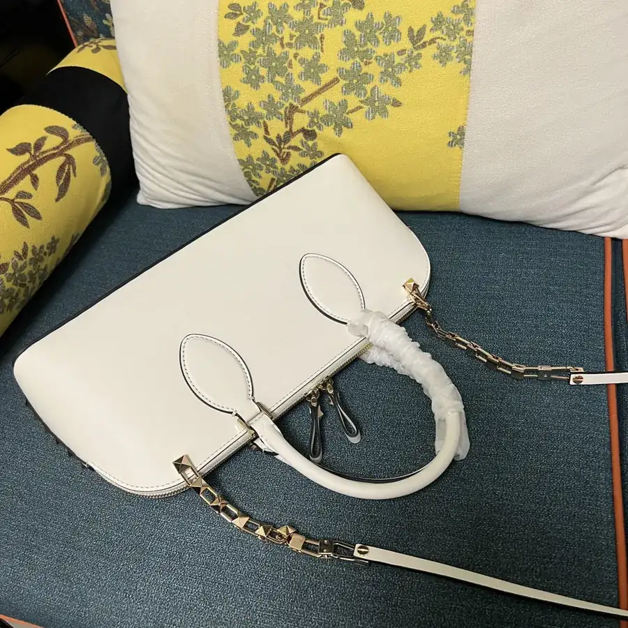 GARAVANI ROCKSTUD EW Bucket Bag in Grained Calfskin