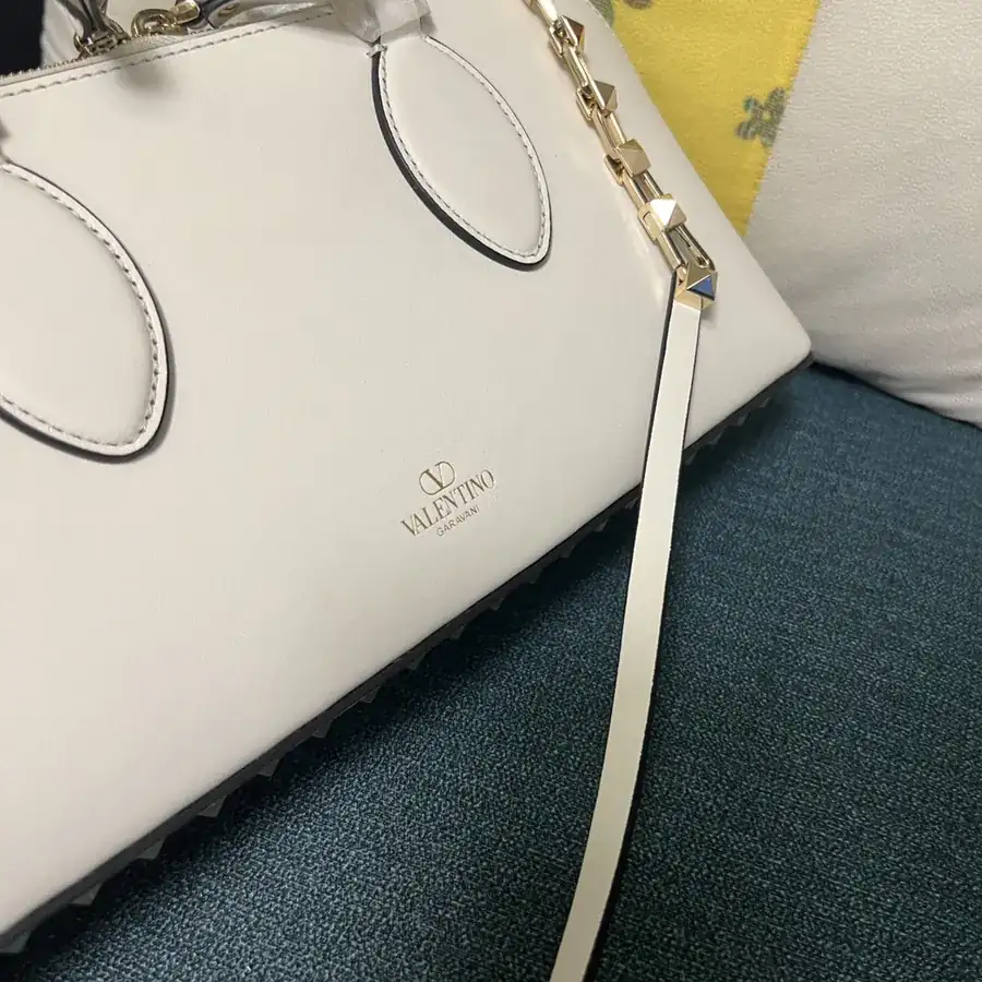 GARAVANI ROCKSTUD EW Bucket Bag in Grained Calfskin