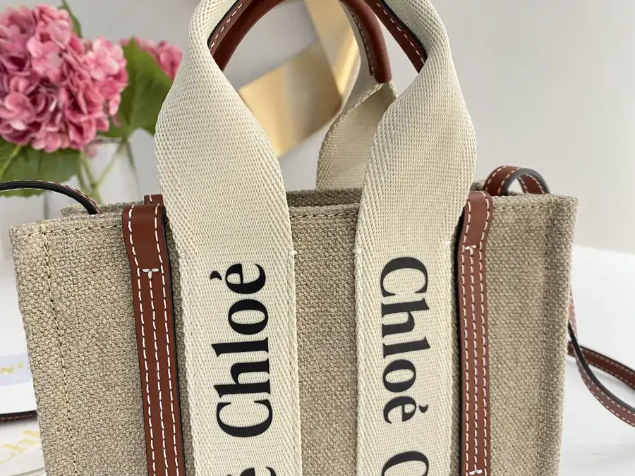 Chloe Woody Mini Tote Bag Mini Shoulder Strap