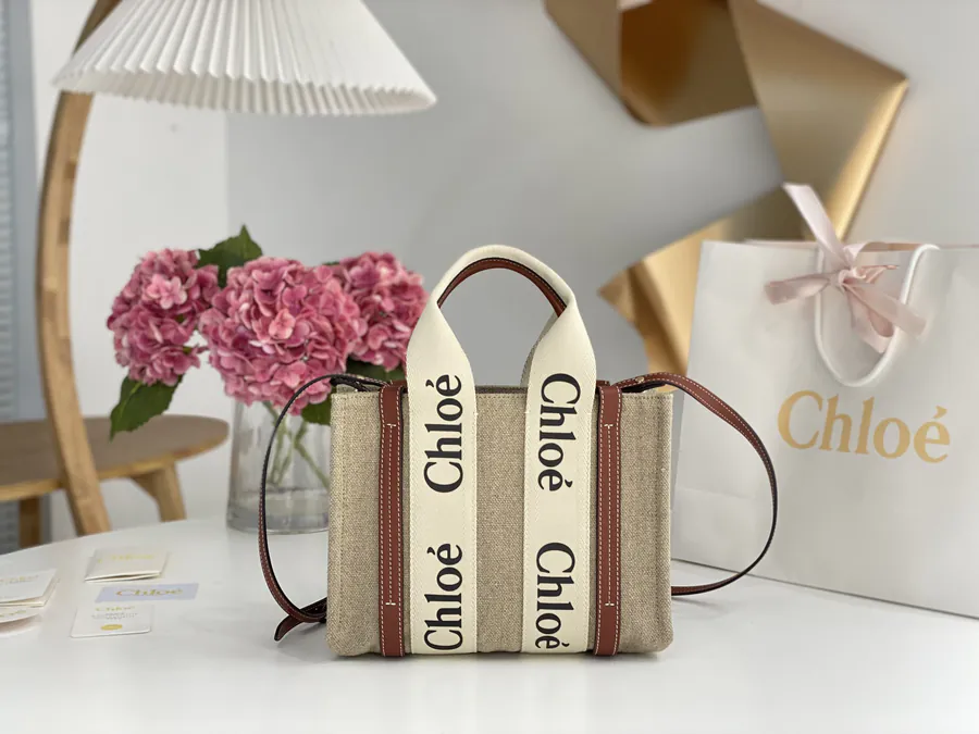 Chloe Woody Mini Tote Bag Simple and Fresh Design