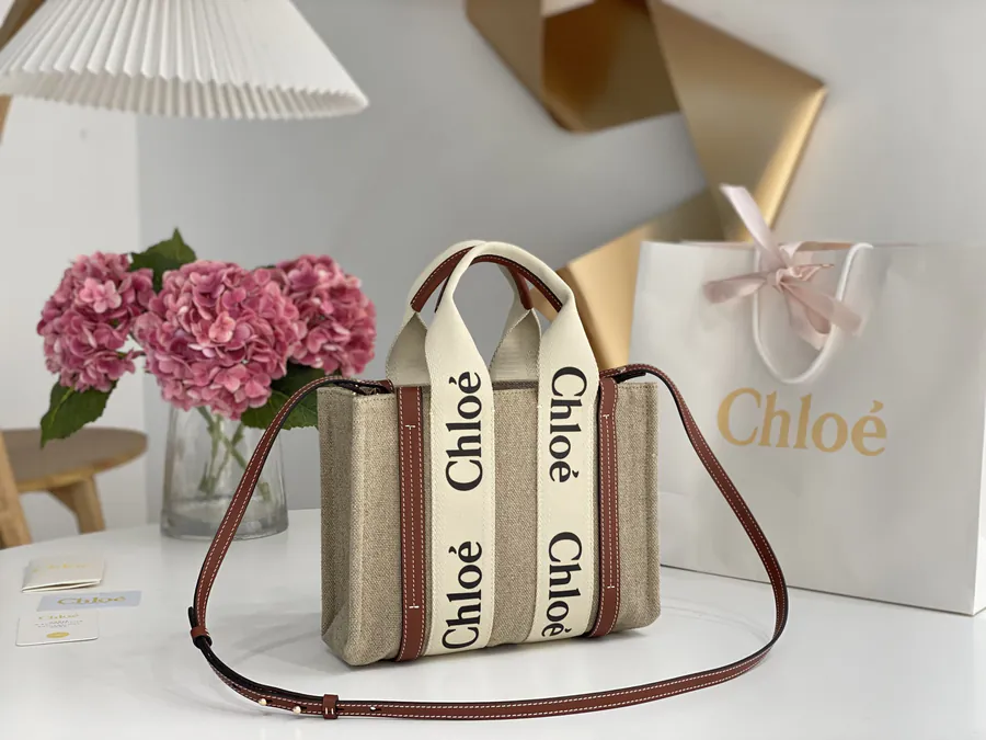 Chloe Woody Mini Tote Bag Simple and Fresh Design