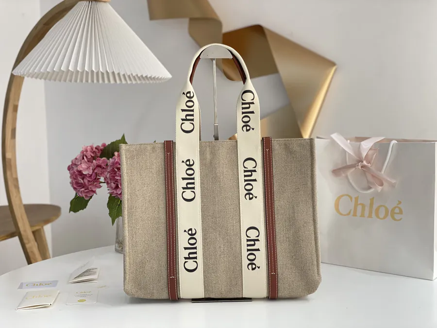 Chloe Woody Tote Large Size