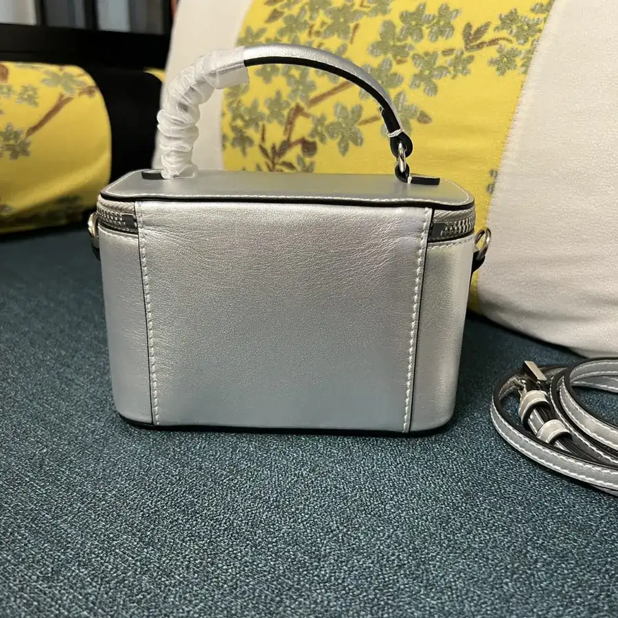 GARAVANI Mini LOCÒ Calfskin Box Bag with V Logo Signature Detail