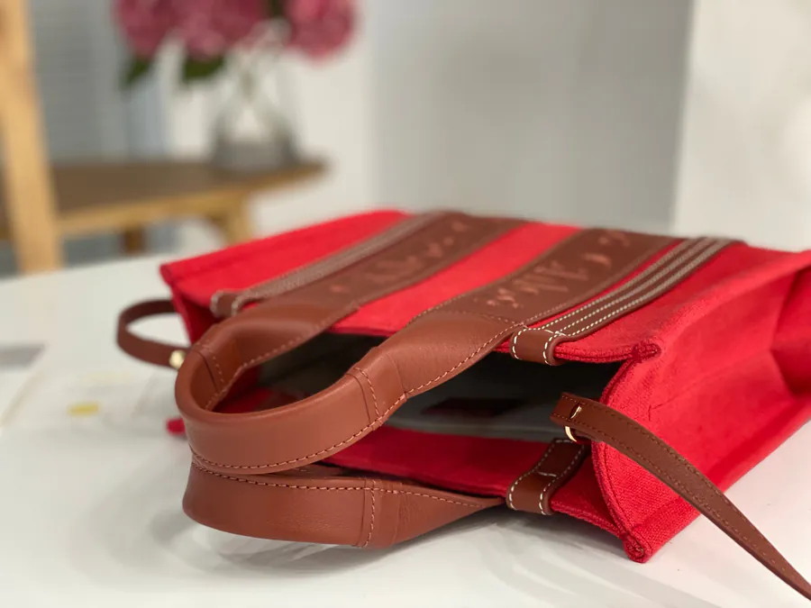 Chloe Woody Tote Bag Mini Size