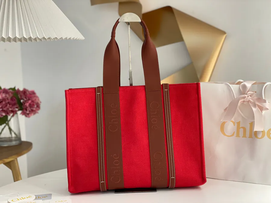 Chloe Woody Tote Bag Exclusive Edition, Large Size