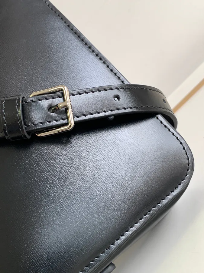 CELIN* Teen Triomphe Handbag in Black Grained Calfskin