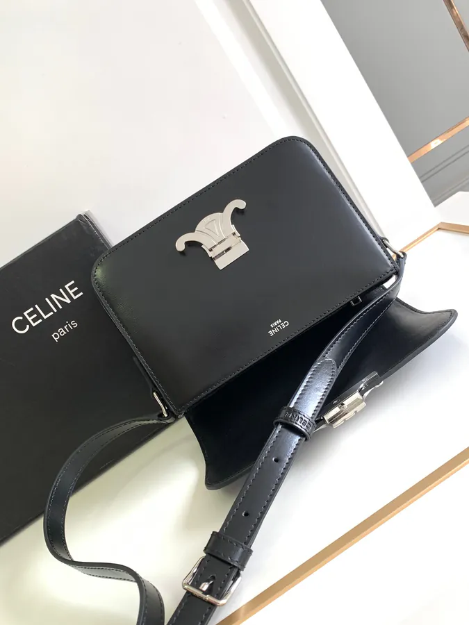 CELIN* Teen Triomphe Handbag in Black Grained Calfskin