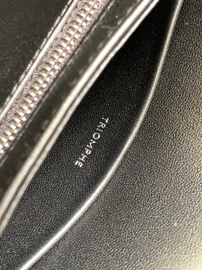 CELIN* Teen Triomphe Handbag in Black Grained Calfskin