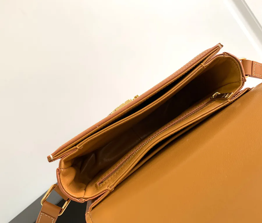 CELIN* Teen Triomphe Handbag Classic Box Series