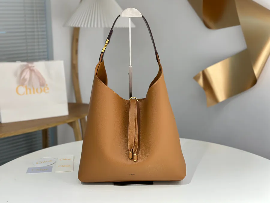 Chloe Marcie Hobo Bag Lightweight and Stylish