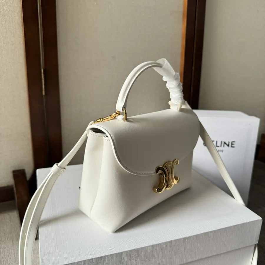 CE Kelly Handbag Classic Design, Premium Feel