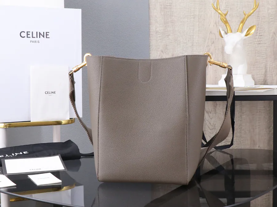Celi NE Sangle Ultimate Versatile Bucket Bag