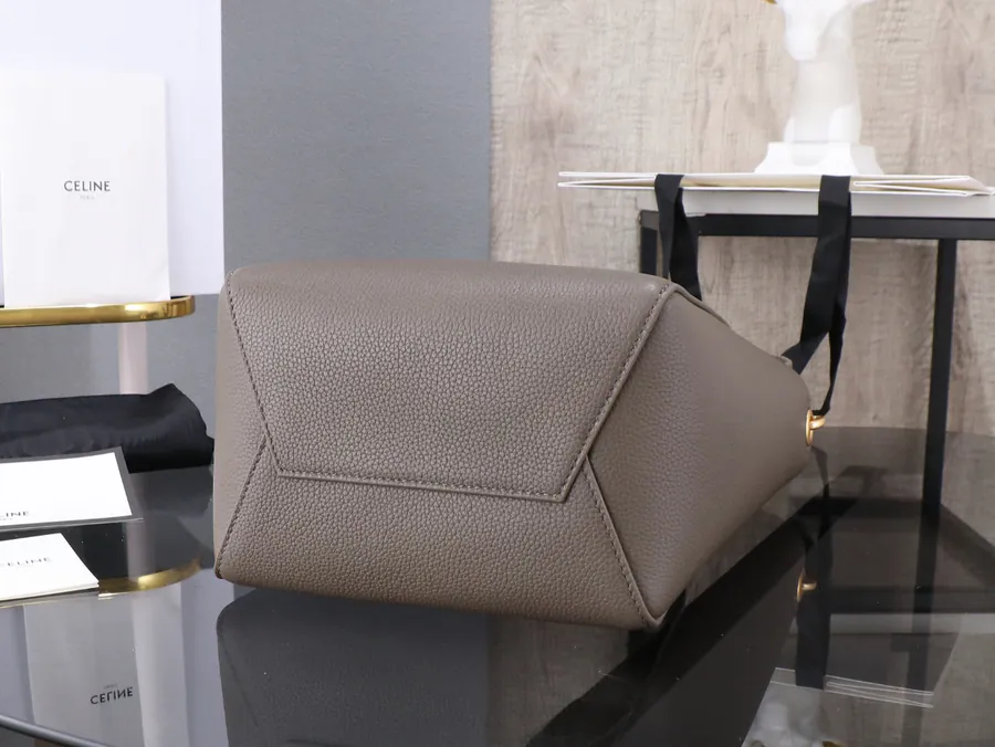 Celi NE Sangle Ultimate Versatile Bucket Bag