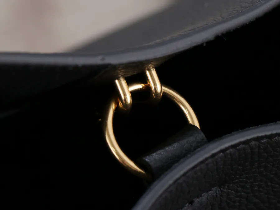 Celi NE Sangle Ultimate Everyday Bag