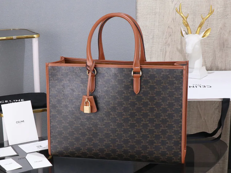 CELIN E CABAS TRIOMPHE TOTE in Premium Leather