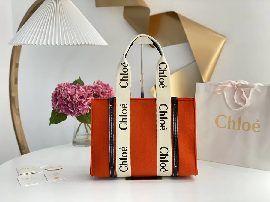 Chloe Woody Tote Medium Size