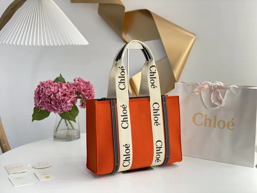 Chloe Woody Tote Medium Size
