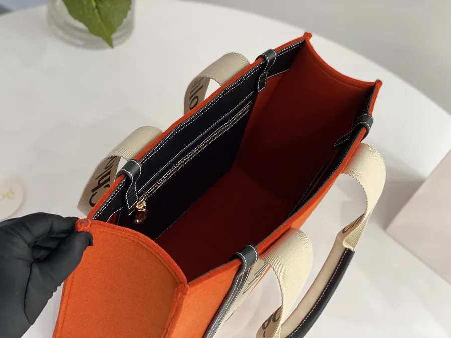 Chloe Woody Tote Medium Size