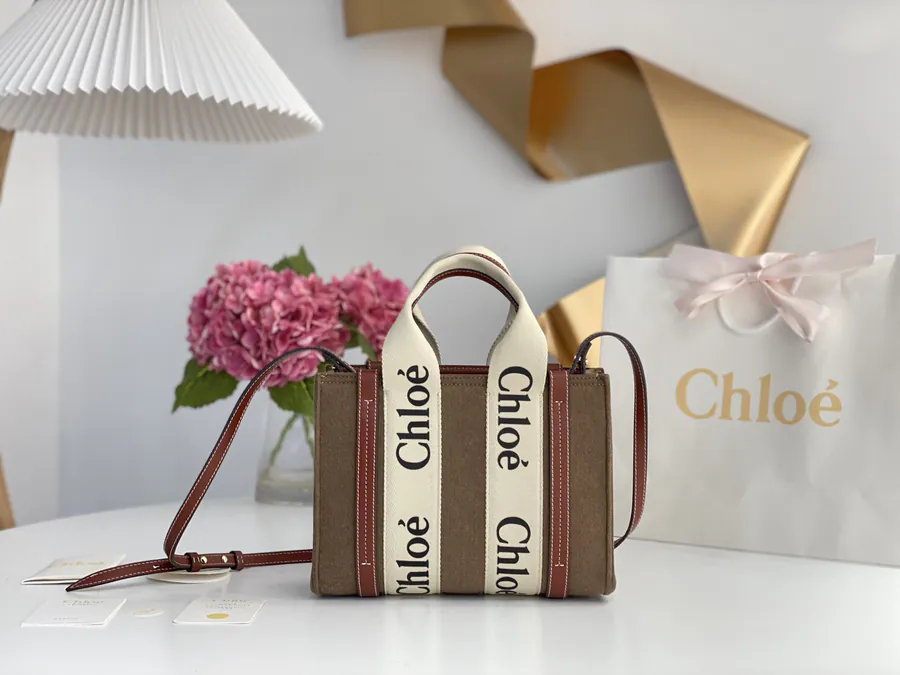 CHLOE Woody Tote Small Size