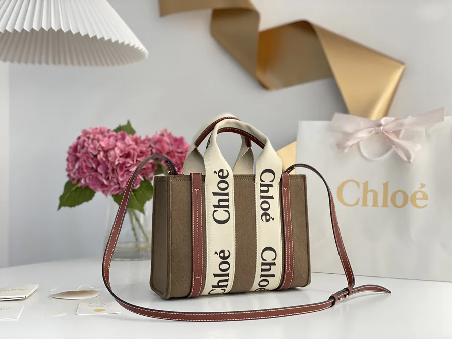 CHLOE Woody Tote Small Size