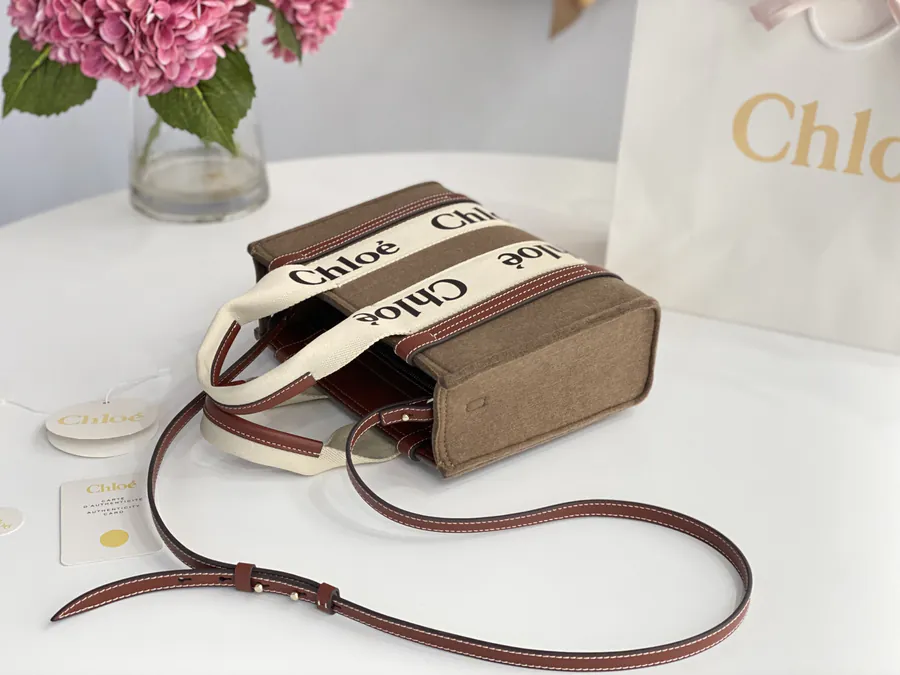 CHLOE Woody Tote Small Size