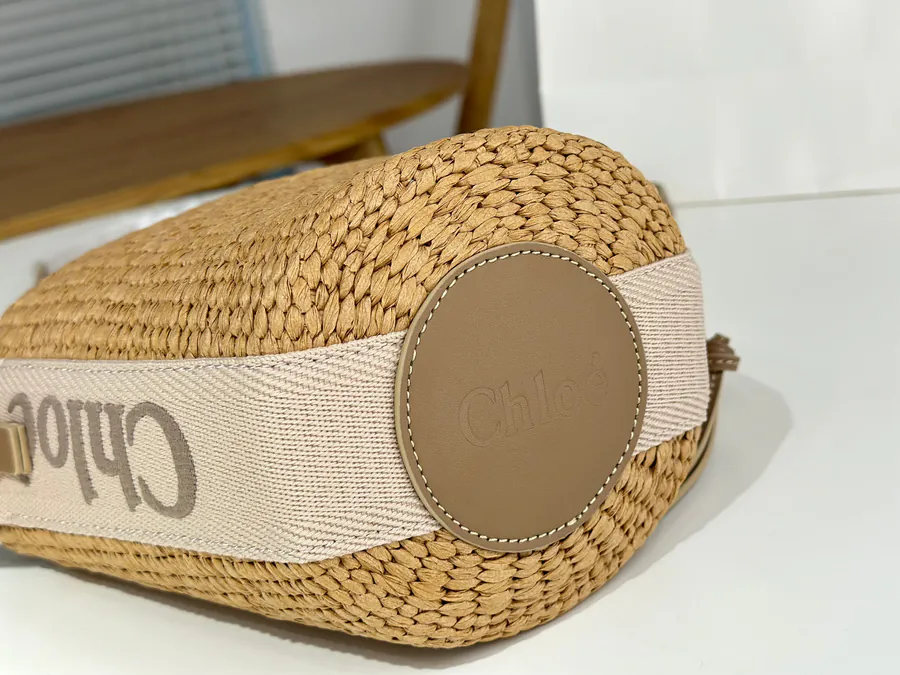 Chloe Woody Straw Bucket Bag in Rosy Pink