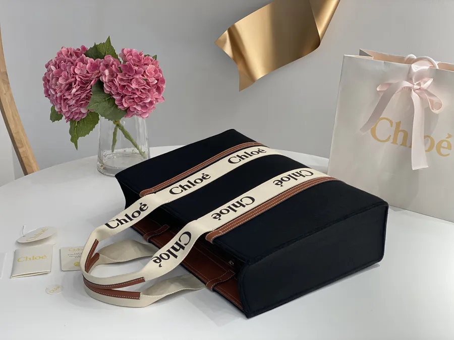 CHLOE Woody Tote Large Size