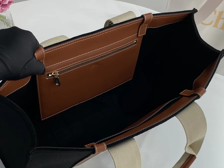 CHLOE Woody Tote Large Size