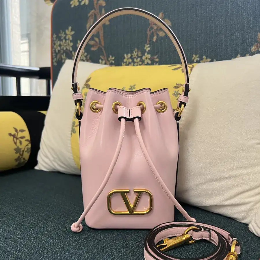 GARAVANI VLOGO Signature Mini Bucket Bag