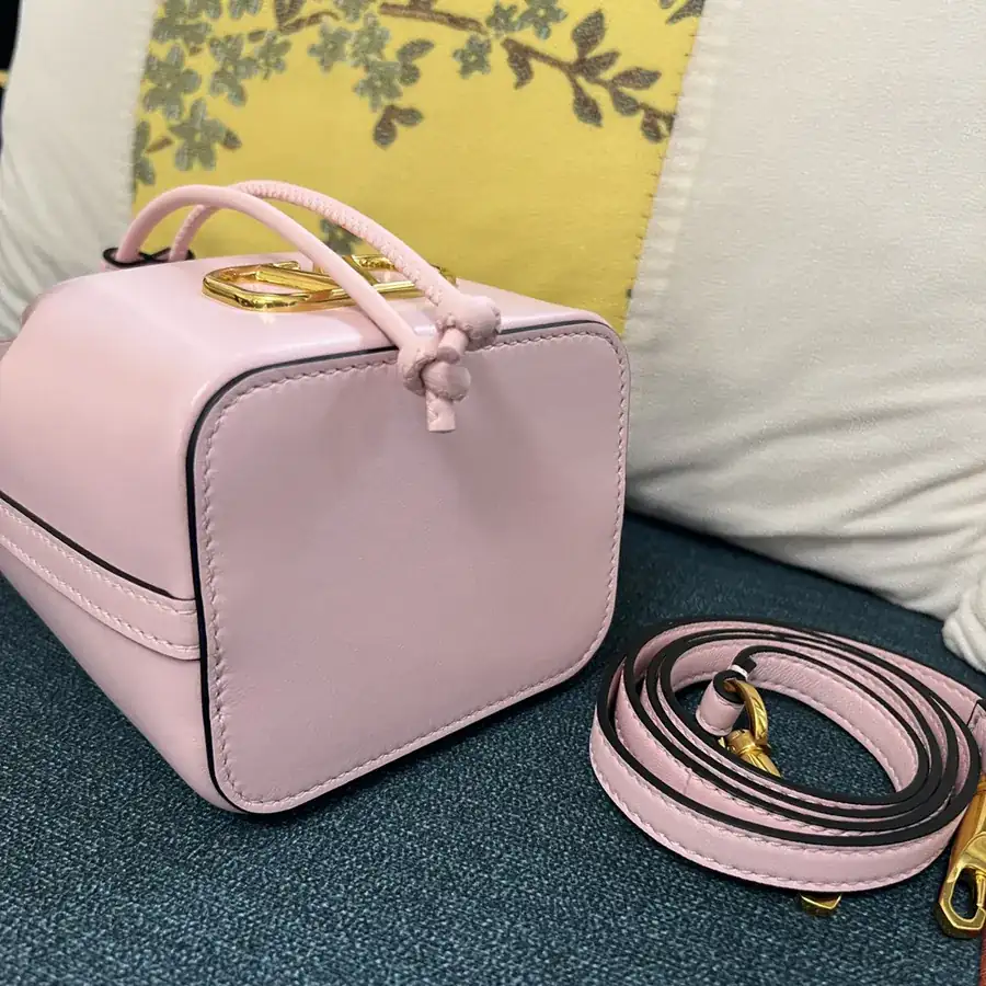 GARAVANI VLOGO Signature Mini Bucket Bag