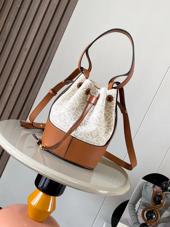 P730 Balloon Bucket Bag New Mini Size