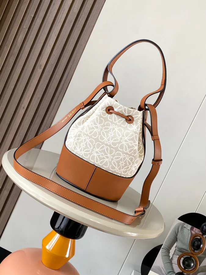 P730 Balloon Bucket Bag New Mini Size