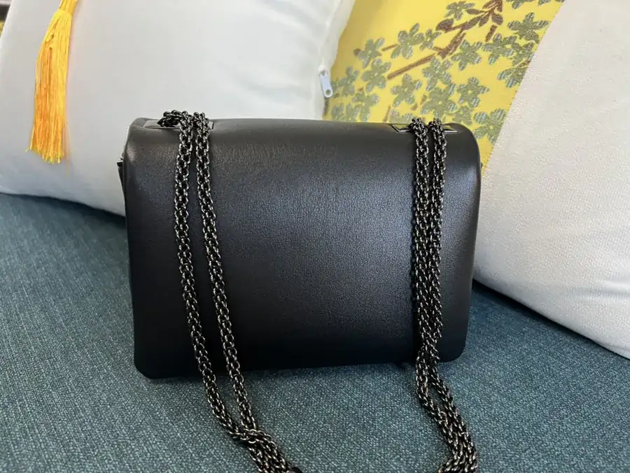 Garavani One Stud Chain Handbag Large Size