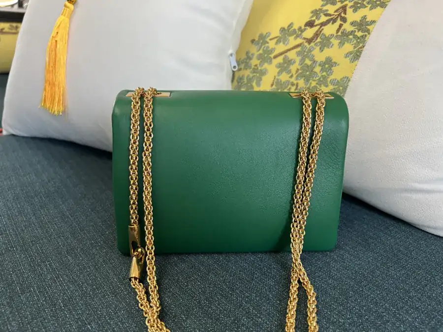 Garavani One Stud Chain Bag Large, Italian Made