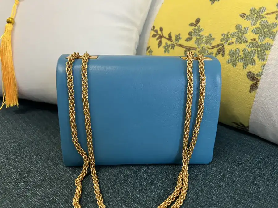 Garavani One Stud Chain Bag Large, Vintage Style