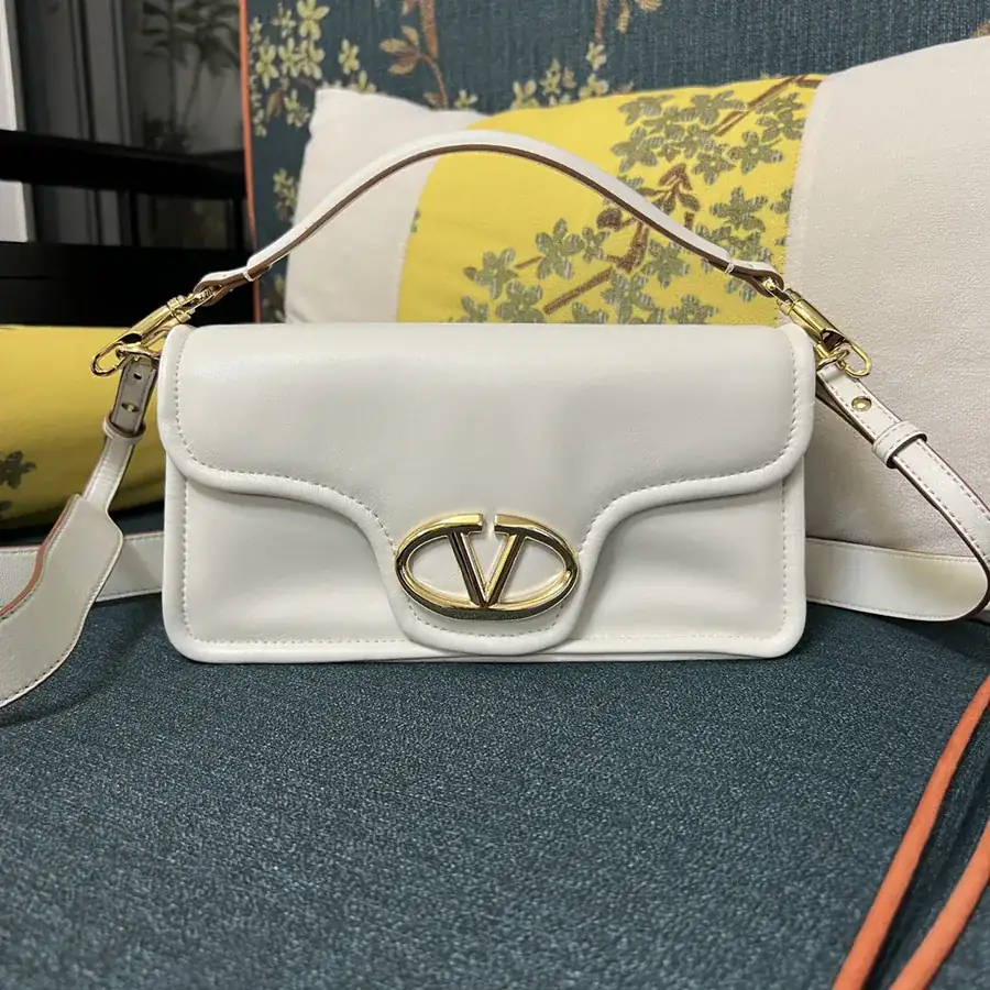 VLOGO 1960 Medium Leather Handbag with Metal VLOGO Signature