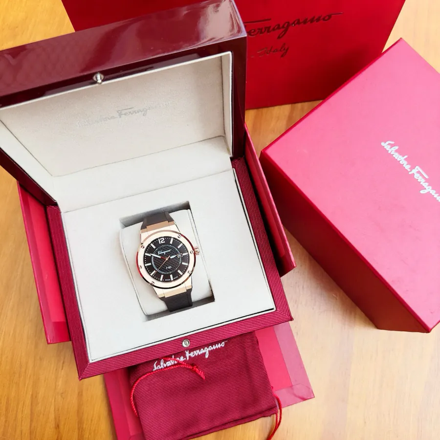 Ferragamo F80 Quartz Men's Watch with Classic Style