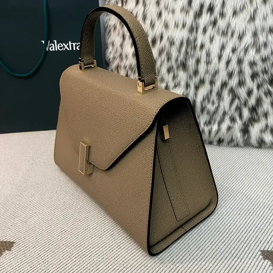 Kaki Valenza Side Handbag Classic Flip Cover Shoulder Bag