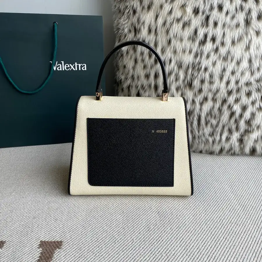 White and Black Valenza Side Handbag Mini