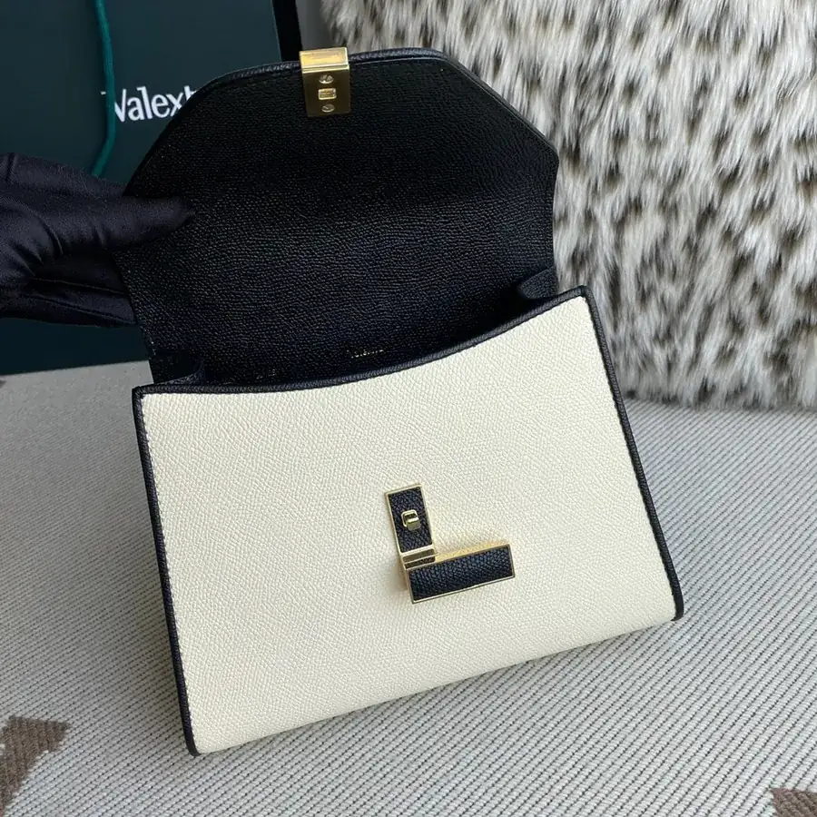 White and Black Valenza Side Handbag Mini