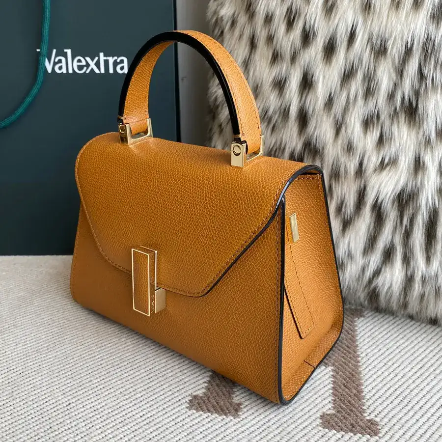 Caramel Valenza Side Handbag Classic Flip Cover Shoulder Bag