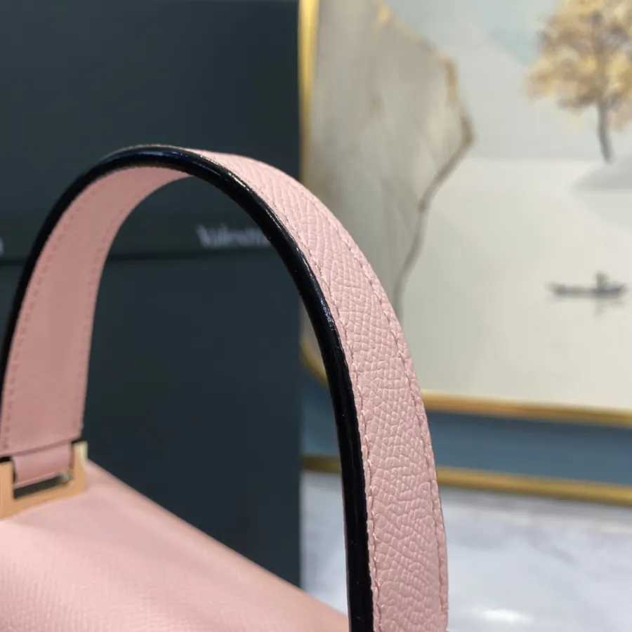 Valextra Iside Minimalist Design with Grained Calfskin